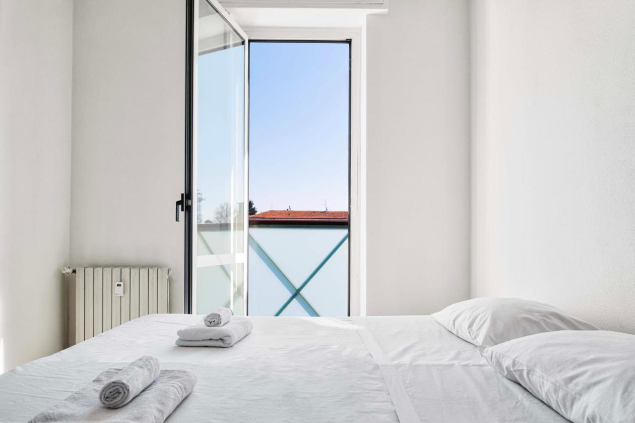 Ferienwohnung Luvi - Alzaia Naviglio Pavese Mailand Exterior foto