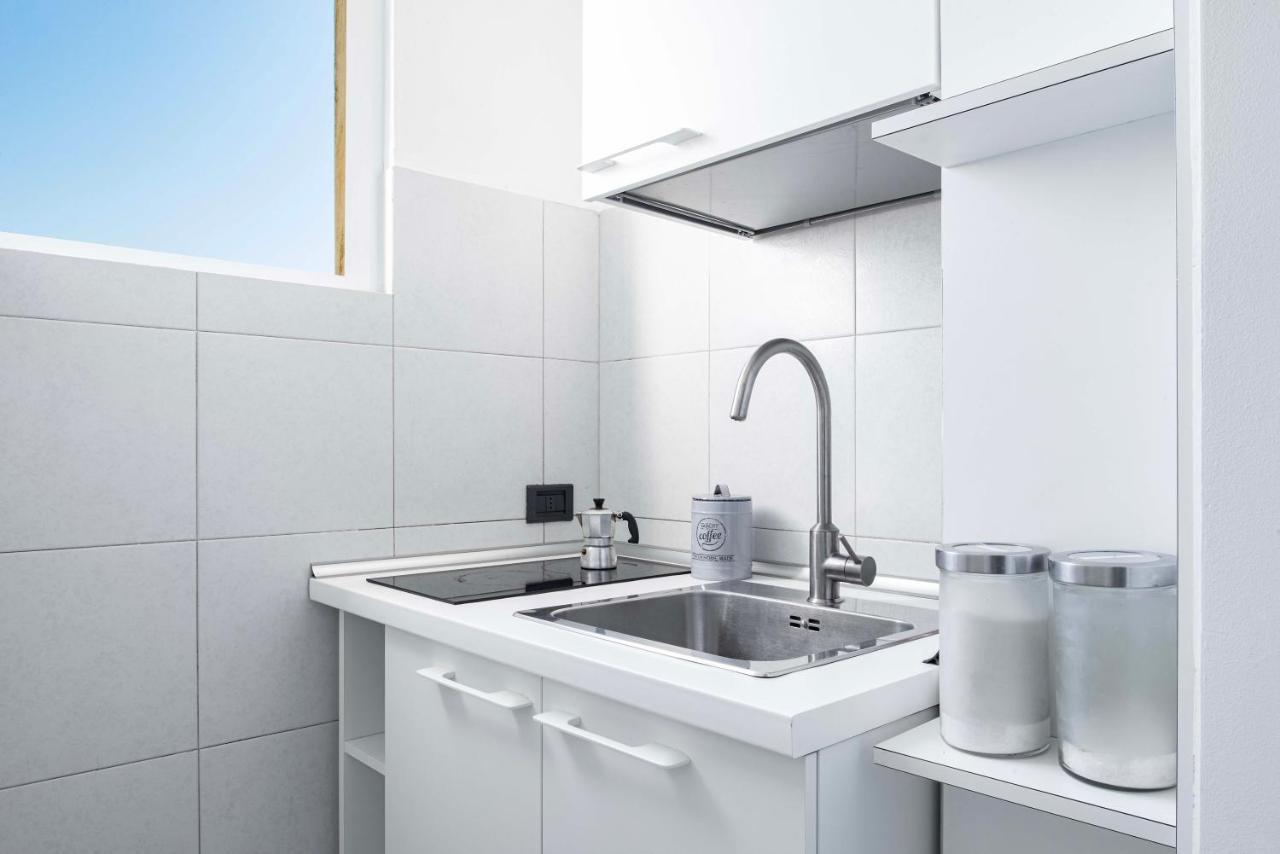 Ferienwohnung Luvi - Alzaia Naviglio Pavese Mailand Exterior foto
